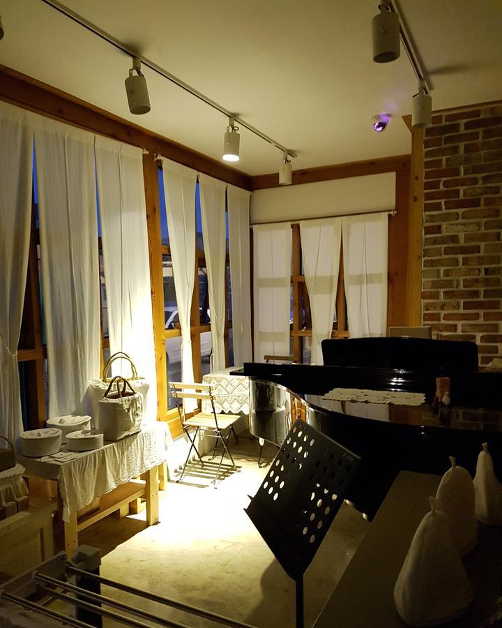 Jeonju Hyun Guesthouse Buitenkant foto