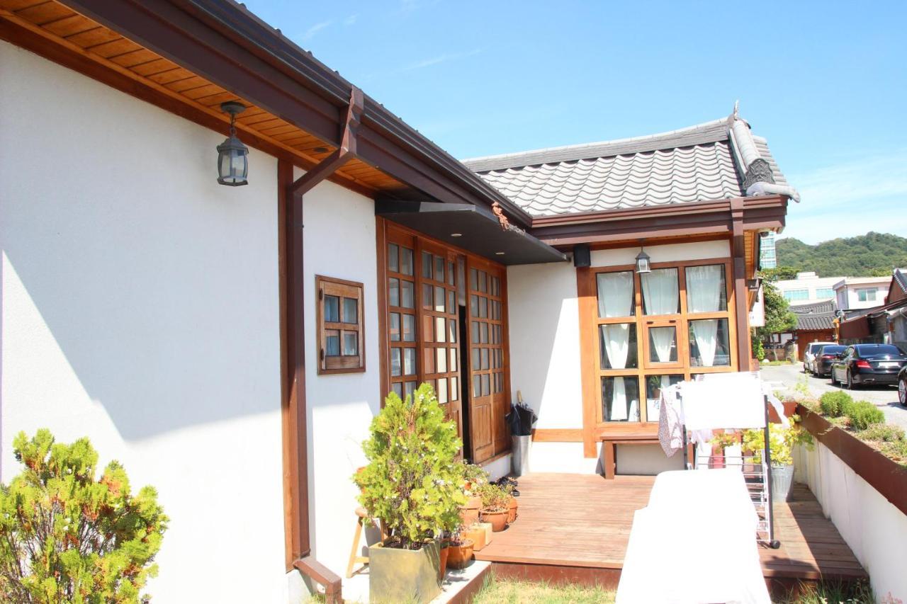Jeonju Hyun Guesthouse Buitenkant foto