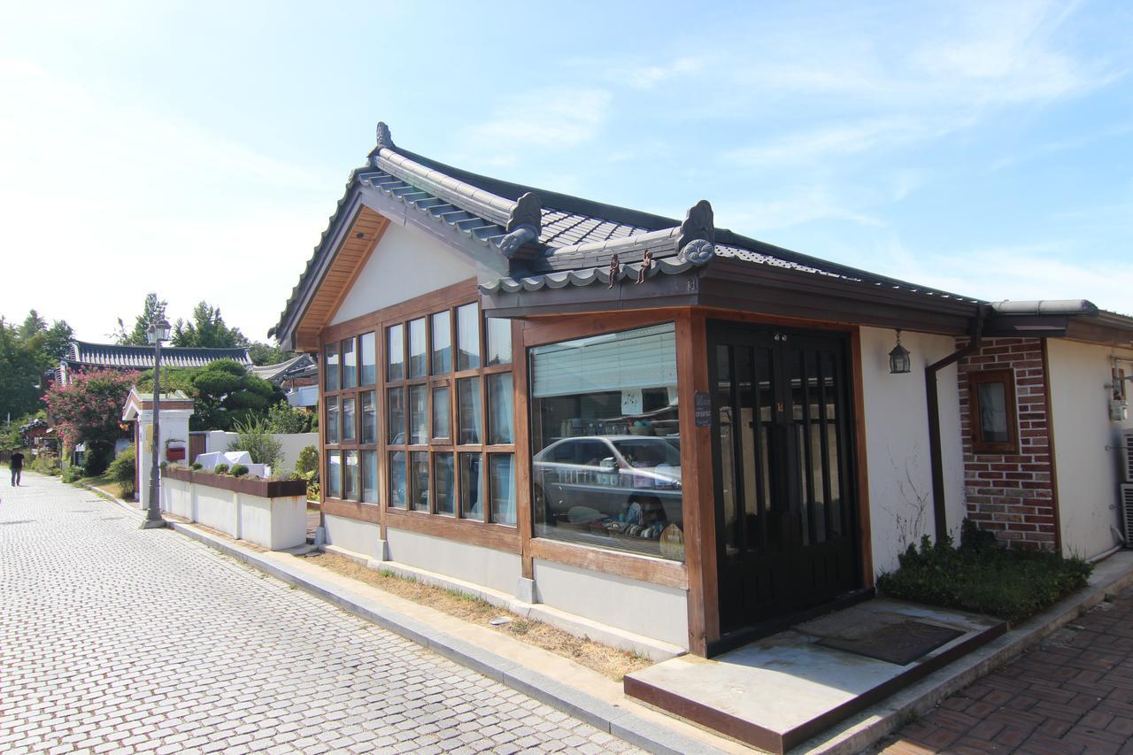 Jeonju Hyun Guesthouse Buitenkant foto