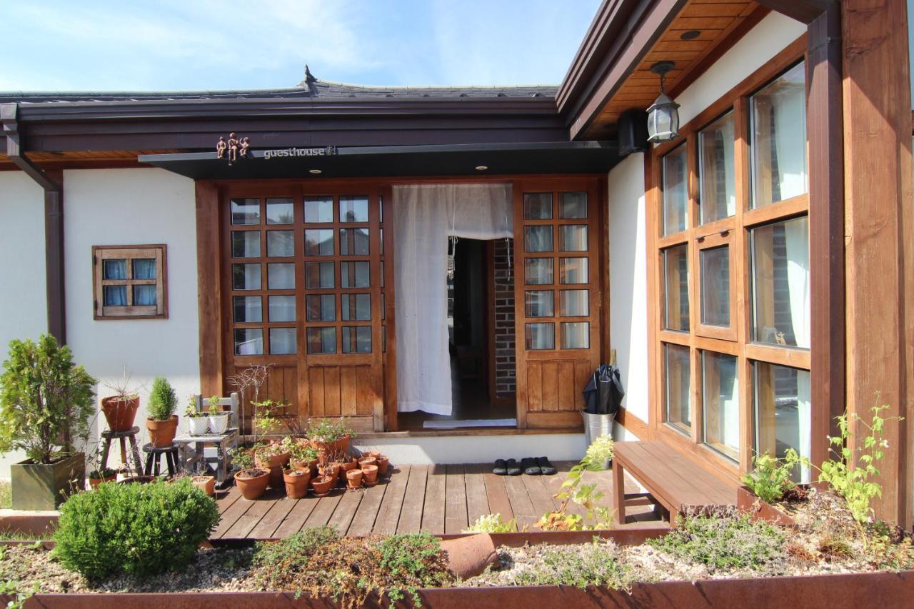 Jeonju Hyun Guesthouse Buitenkant foto